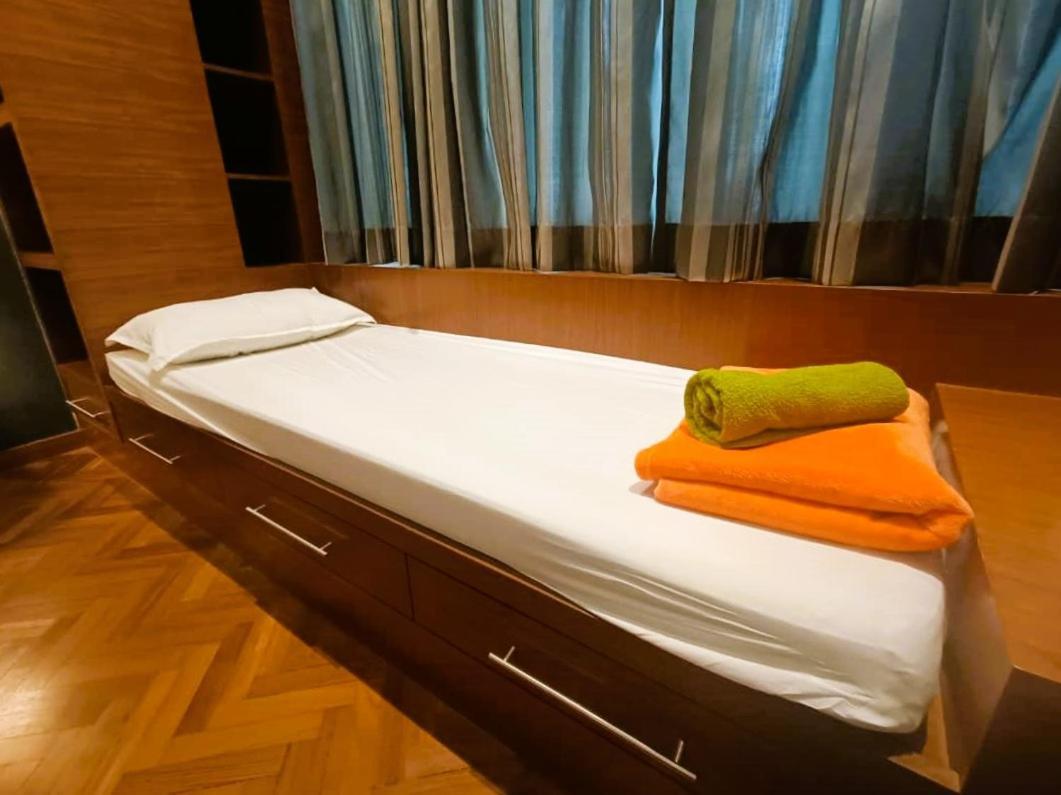 Straits Quay Marina Suites Penang By Aurorahomes Bagan Jermal Eksteriør bilde