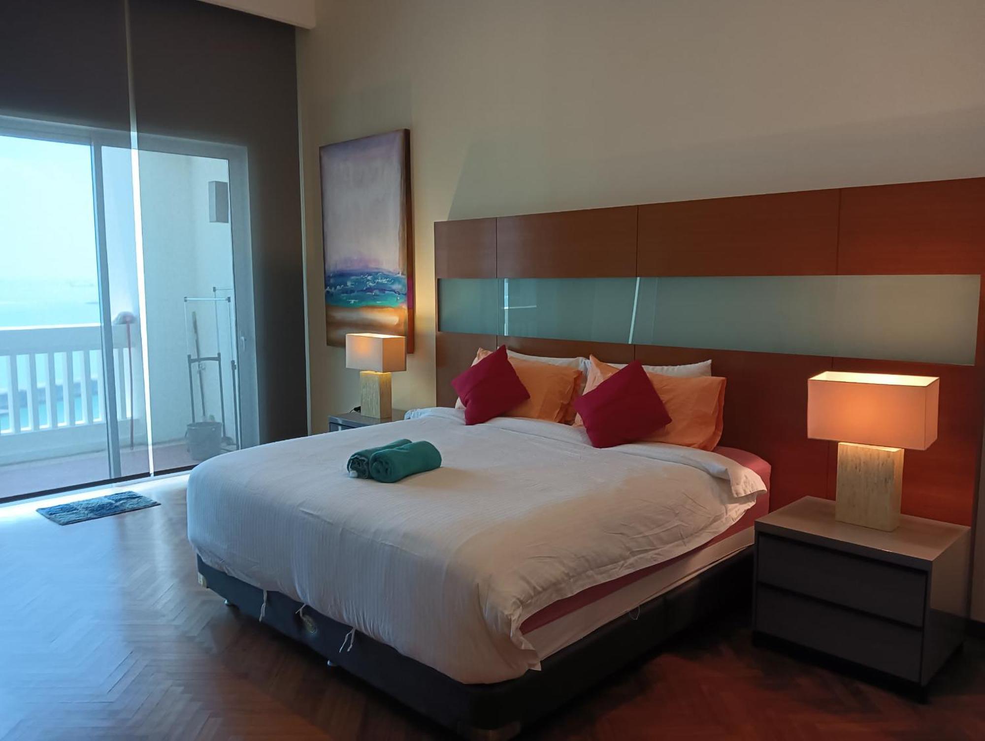 Straits Quay Marina Suites Penang By Aurorahomes Bagan Jermal Eksteriør bilde