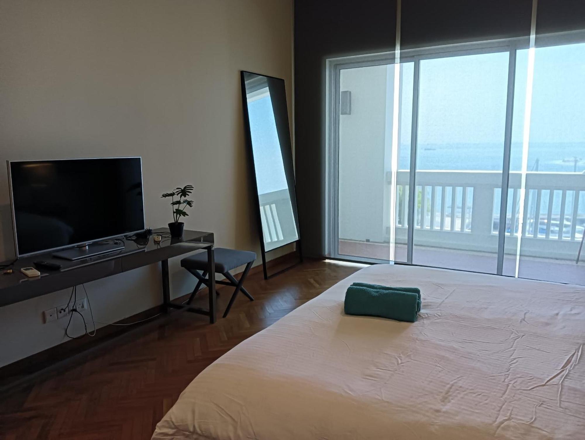 Straits Quay Marina Suites Penang By Aurorahomes Bagan Jermal Eksteriør bilde