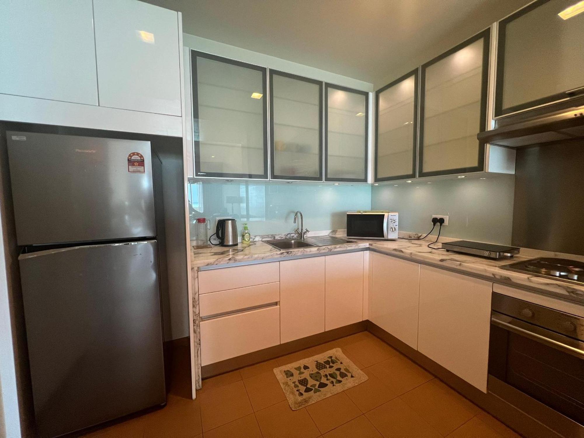 Straits Quay Marina Suites Penang By Aurorahomes Bagan Jermal Eksteriør bilde